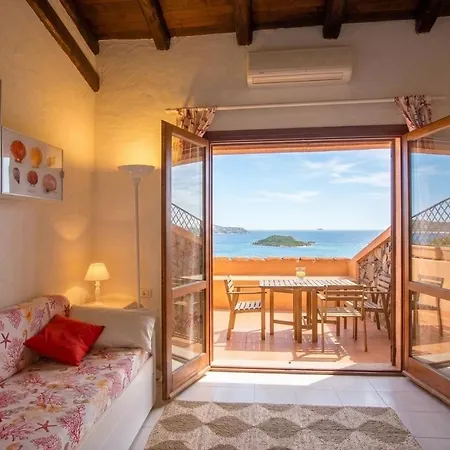 Punta Est - Mono Levante Soppalco & Relax Daire *